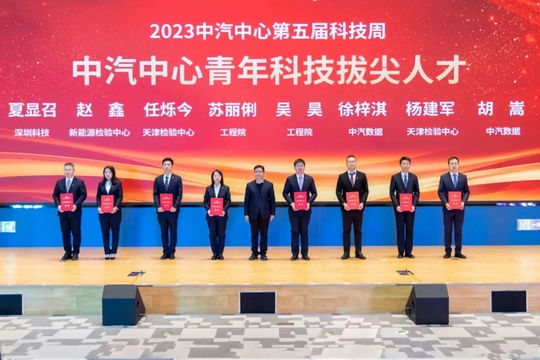 764736890334199808.jpg 764736890334199808.jpg